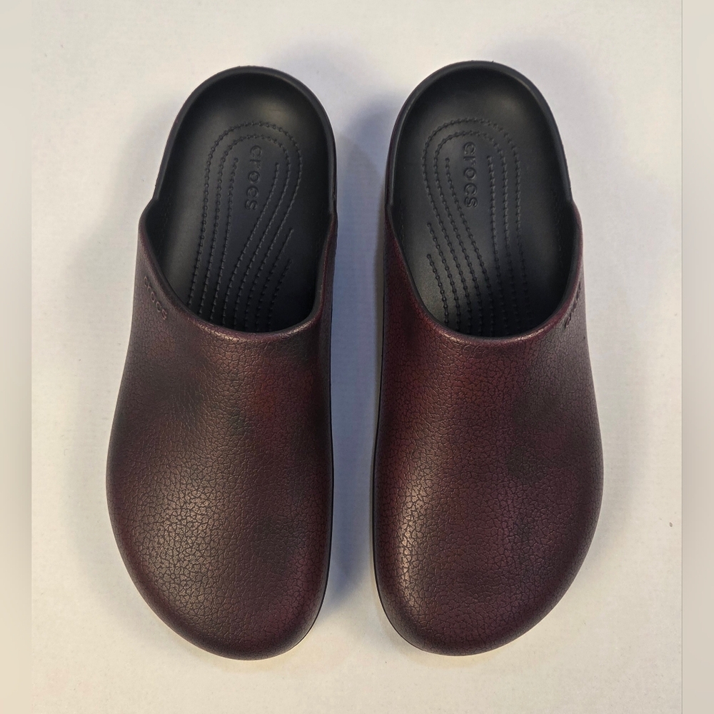 CROCS Dylan Men’s Slip-On Clog in Burgundy with Black Footbed